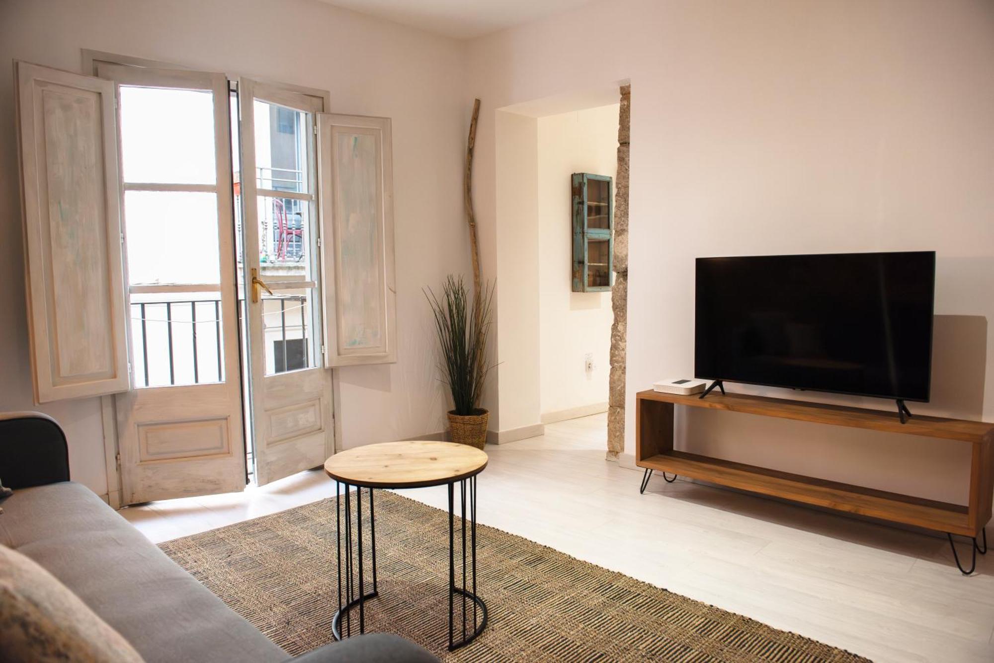 Elena Apartments Girona Bagian luar foto