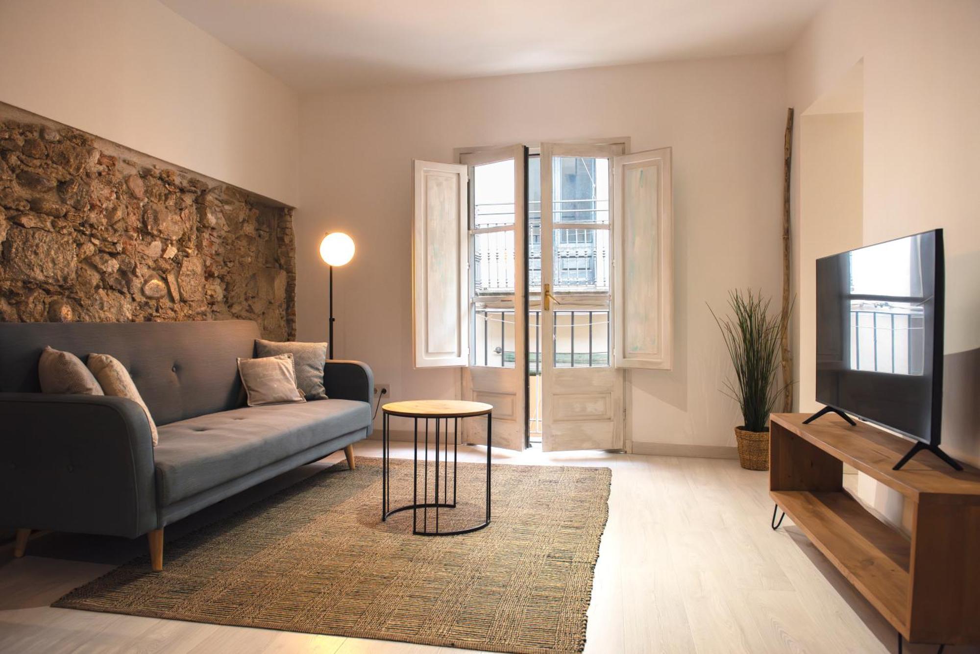 Elena Apartments Girona Bagian luar foto
